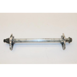 Axe de roue arrière KAWASAKI ER6 650 F 2009 à 2011