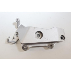 Support moteur droit HONDA CB 600 F HORNET 2005 à 2006