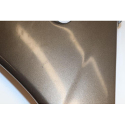 Demi flanc de selle droit KAWASAKI ZR7 750 1999 à 2004