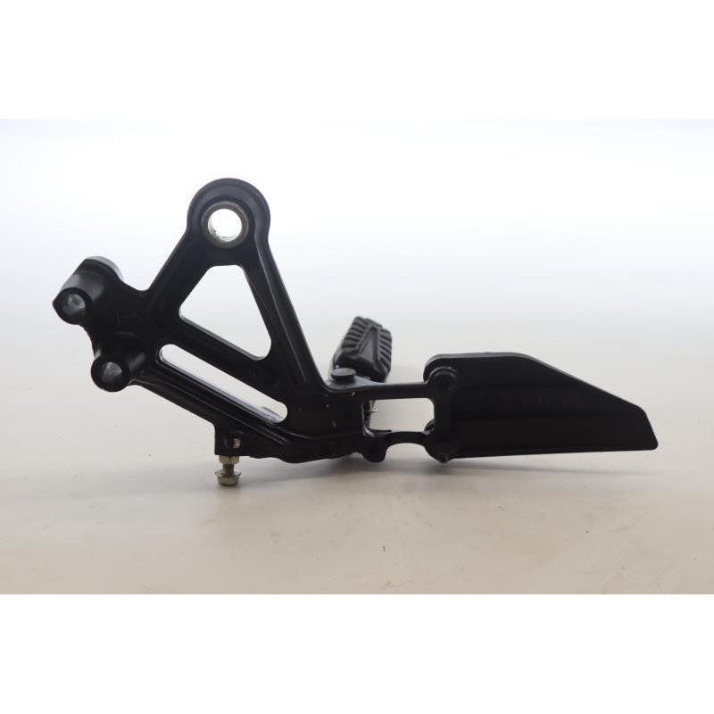 Platine avant droite KTM DUKE 125 2017 à 2023
