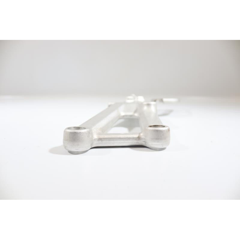 Platine avant droite DERBI GPR 50 RACING 2011 à 2017