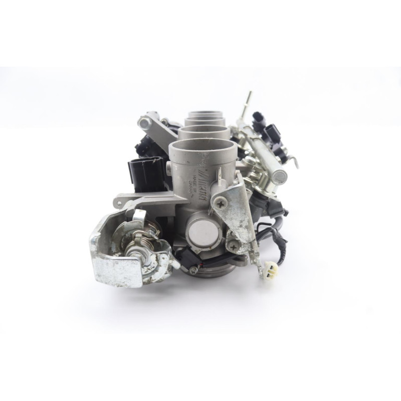 Rampe d'injection YAMAHA FJR 1300 2016 à 2020