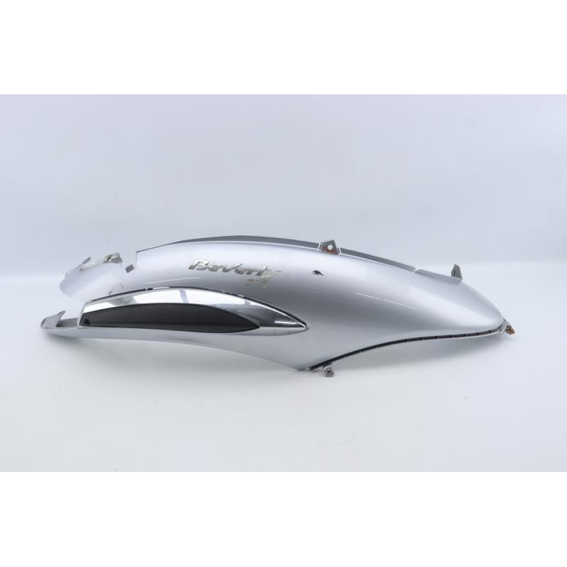 Coque arrière droite PIAGGIO BEVERLY 125 2004 à 2005