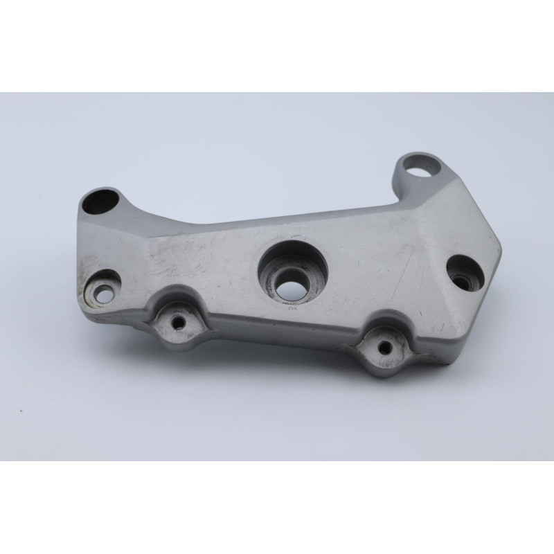 Support moteur gauche HONDA CB 900 F HORNET 2002 à 2006