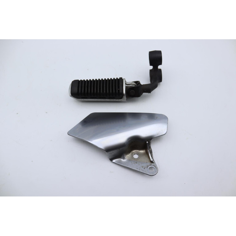 Platine avant droite SUZUKI VX 800 1991 à 1997