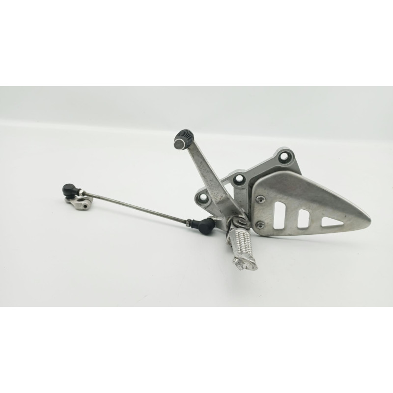 Platine avant gauche SUZUKI TL 1000 S 1997 à 2001