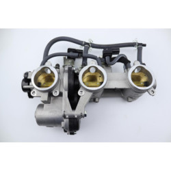 Rampe d'injection YAMAHA MT09 900 SP ABS 2021 à 2023
