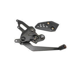 Platine avant droite YAMAHA MT07 700 TRACER 2020 à 2024