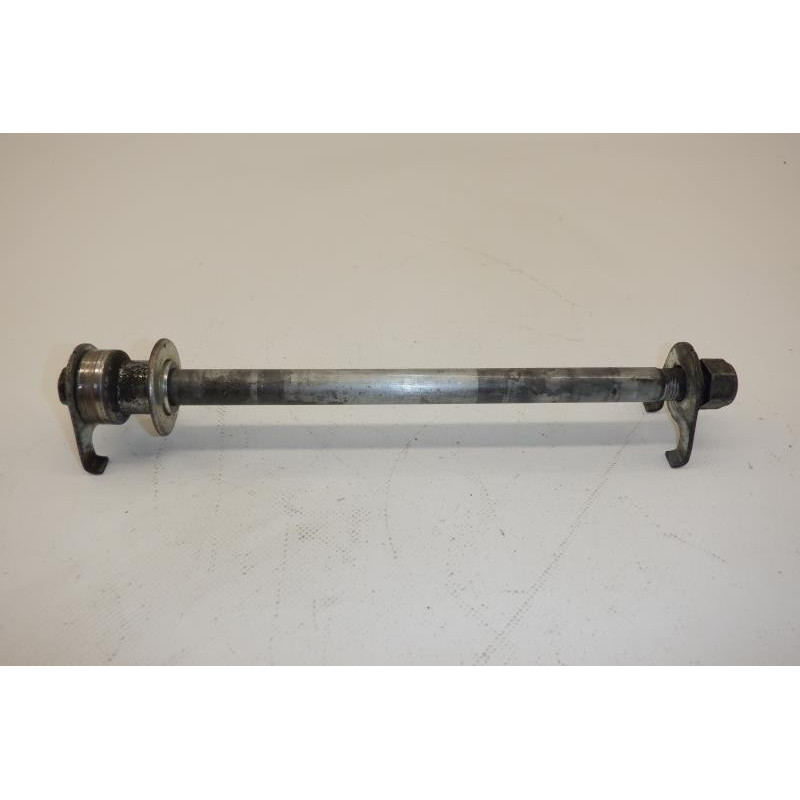 Axe de roue arrière SUZUKI GSE 500 1996 à 2000