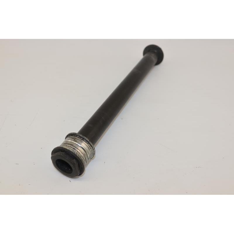Axe de roue arrière YAMAHA FZ6 600 N 2004 à 2006