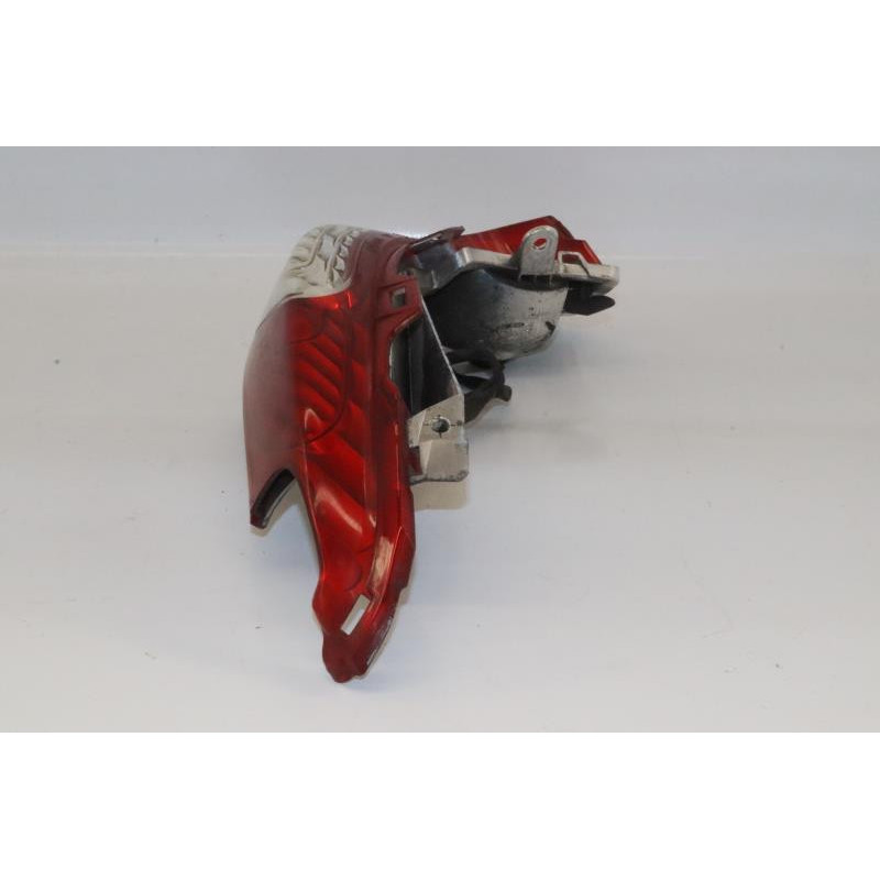 Feu arrière droit HONDA FES 125 S WING ABS 2007 à 2014