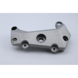 Support moteur gauche HONDA CB 900 F HORNET 2002 à 2006