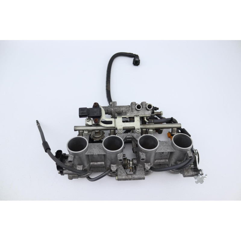Rampe d'injection YAMAHA FZ6 600 FAZER 2006 à 2009
