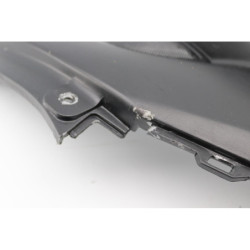 Demi flanc de selle gauche YAMAHA AEROX 50 R 1999 à 2000