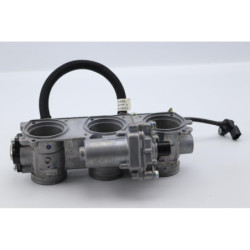 Rampe d'injection TRIUMPH STREET TRIPLE 765 RS ABS 2023 à 2024