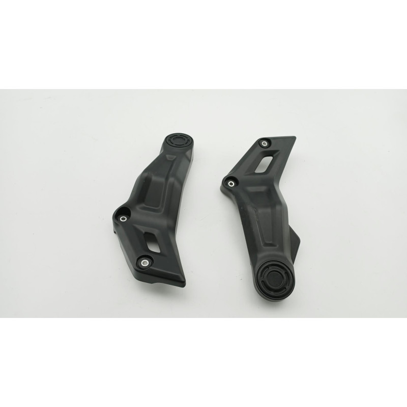 Habillage de cadre droit YAMAHA MT07 700 ABS 2021 à 2024