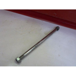 Axe de roue arrière HONDA CM 125 1982 à 2000