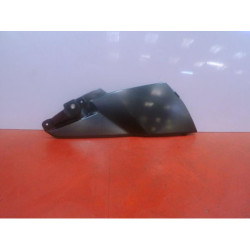 Habillage de réservoir droit SUZUKI GSX 1300 BKING 2007 à 2011