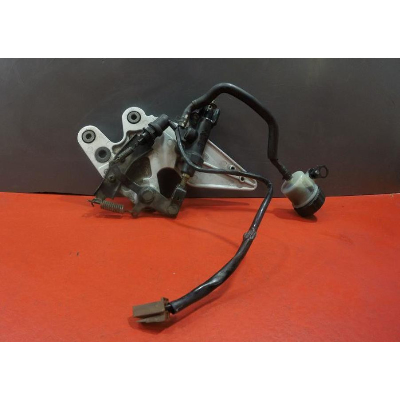 Platine avant droite YAMAHA FZ6 600 2004 à 2006