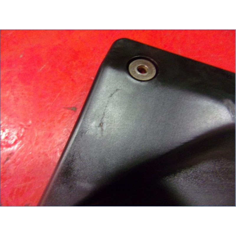 Demi flanc de selle droit DAELIM ROADWIN 125 2002 à 2007