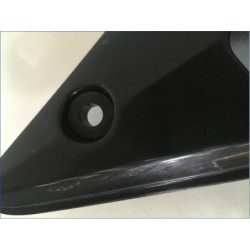 Demi flanc de selle droit SUZUKI GSF 600 BANDIT N 2000 à 2004