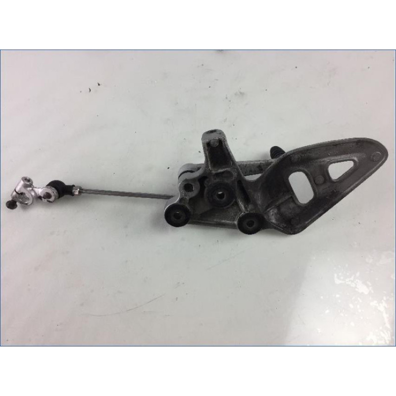 Platine avant gauche SUZUKI GSXR 1300 HAYABUSA 1999 à 2007