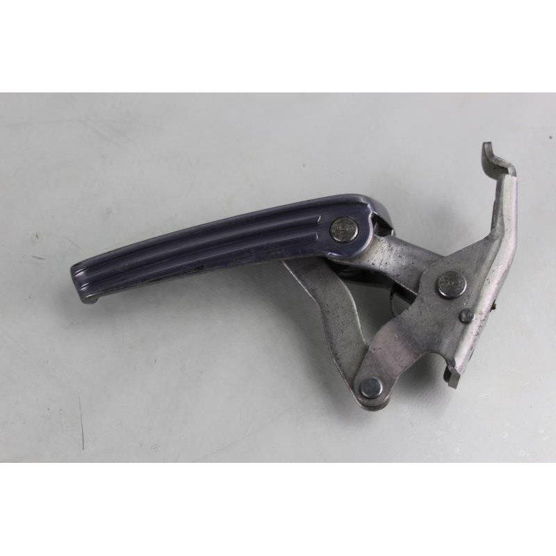 Repose-pied arrière droit PIAGGIO VESPA GTS 125 2007 à 2016