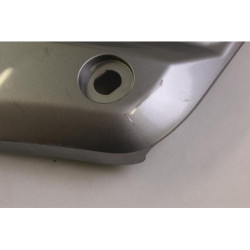 Demi flanc de selle gauche YAMAHA YPR 125 XMAX 2010 à 2012