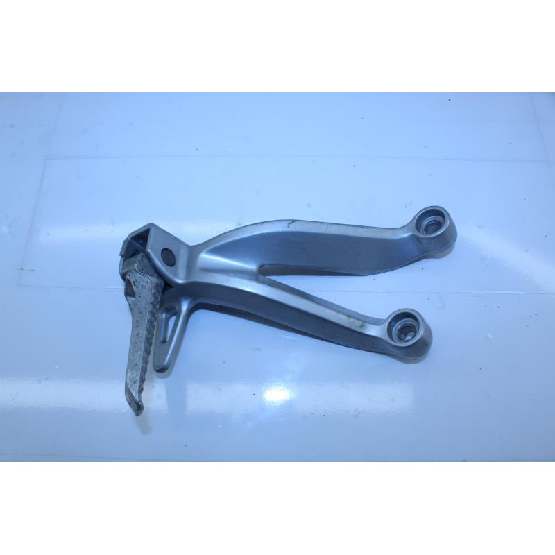 Platine arrière gauche SUZUKI GSXR 750 2000 à 2003