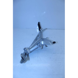 Platine avant droite HONDA CBF 125 2015 à 2019