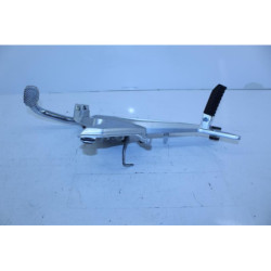 Platine avant droite HONDA CBF 125 2015 à 2019