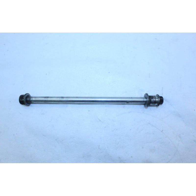 Axe de roue avant SUZUKI UH 125 BURGMAN 2002 à 2006
