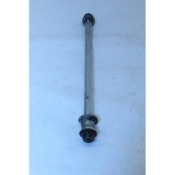Axe de roue avant SUZUKI UH 125 BURGMAN 2002 à 2006