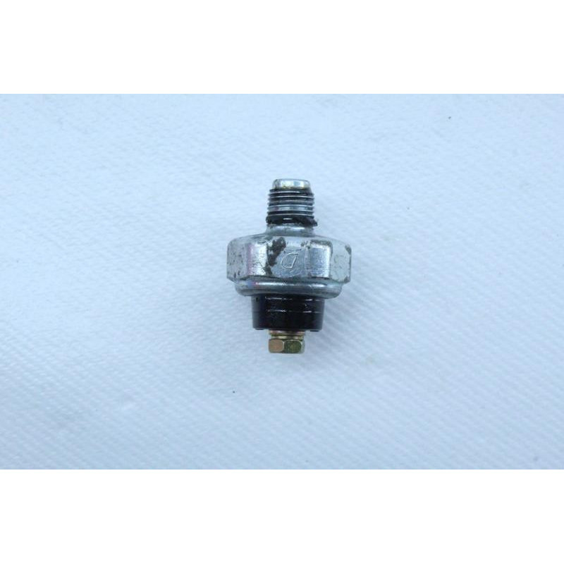 Sonde de pression d'huile HONDA CB 900 F HORNET 2002 à 2006