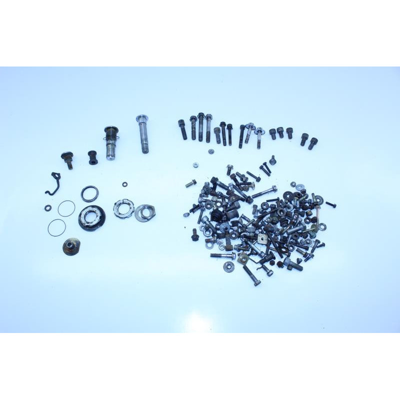 Kit visserie HONDA VFF 750 1983 à 1984