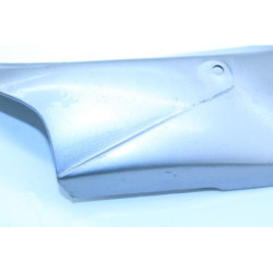 Demi flanc de selle droit APRILIA RS 50 1999 à 2005