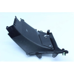 Demi flanc de selle gauche PEUGEOT KISBEE 50 2010 à 2020