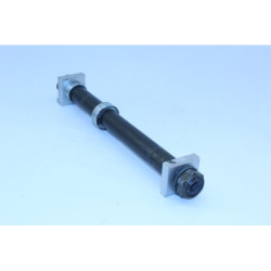 Axe de roue arrière YAMAHA TDM 900 2002 à 2011
