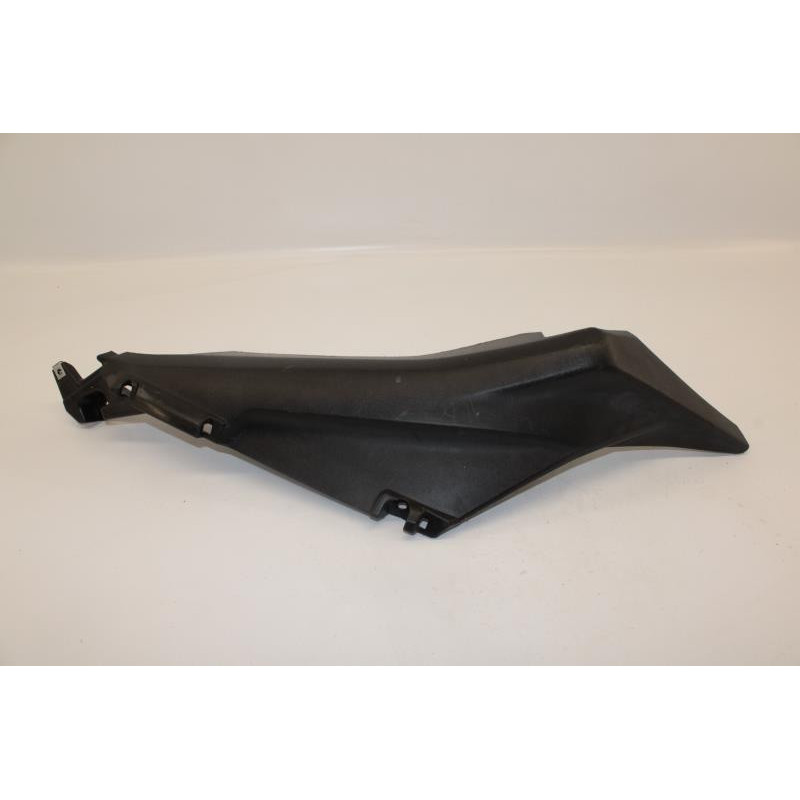 Demi flanc de selle gauche YAMAHA YPR 125 XMAX 2018 à 2020