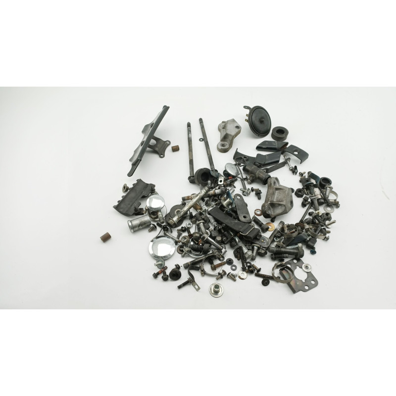 Kit visserie KAWASAKI GPZ 1100 1995 à 1998