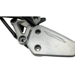 Platine avant droite HONDA CB 650 F ABS 2014 à 2016